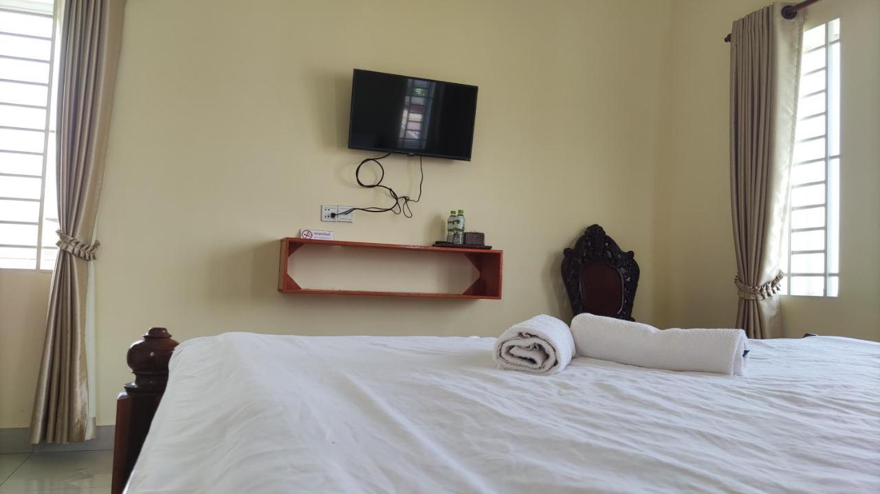Monica Guesthouse 贡布 外观 照片