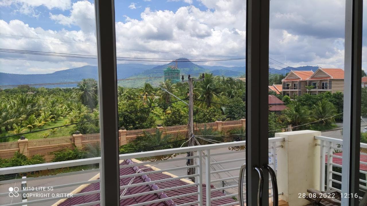 Monica Guesthouse 贡布 外观 照片