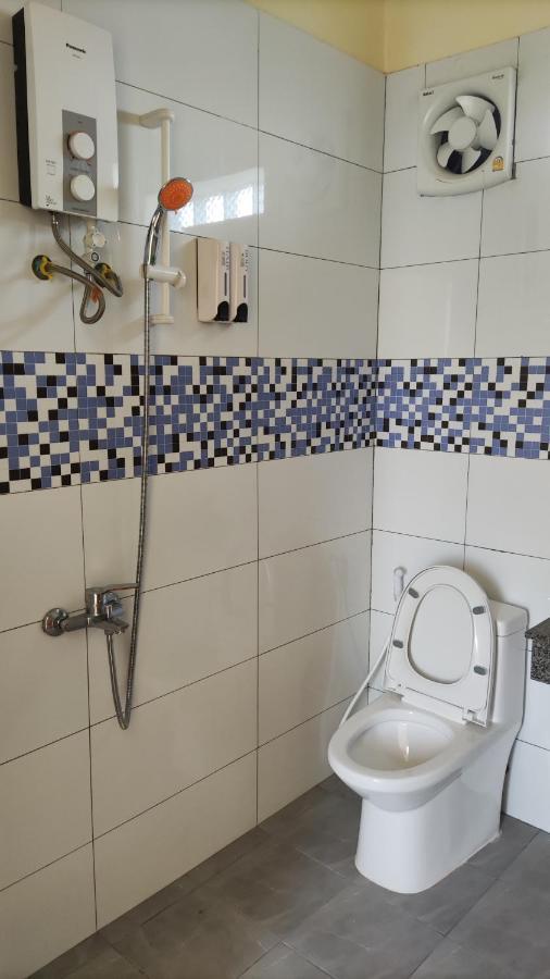 Monica Guesthouse 贡布 外观 照片