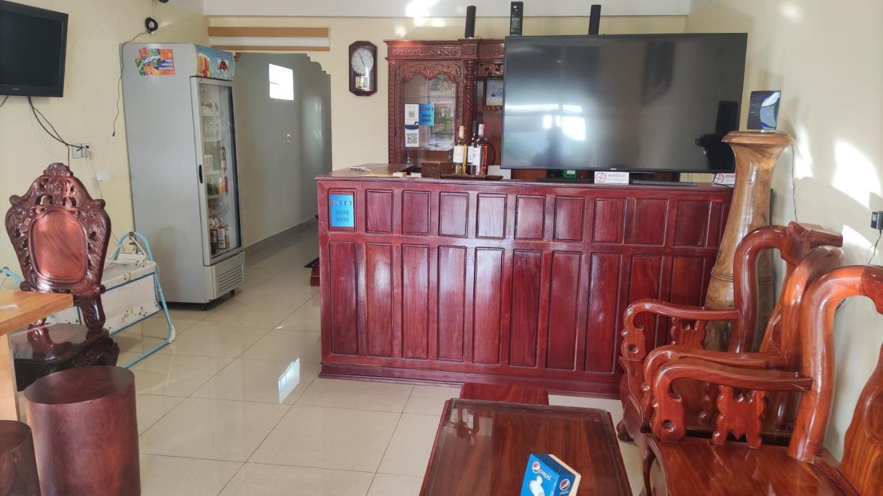 Monica Guesthouse 贡布 外观 照片