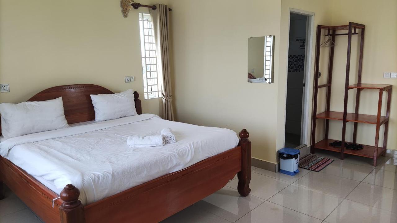 Monica Guesthouse 贡布 外观 照片
