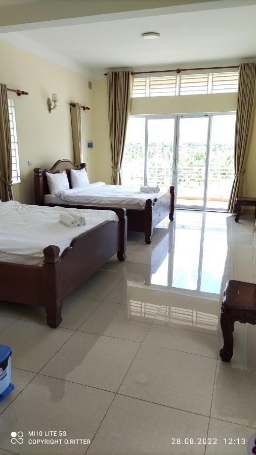 Monica Guesthouse 贡布 外观 照片